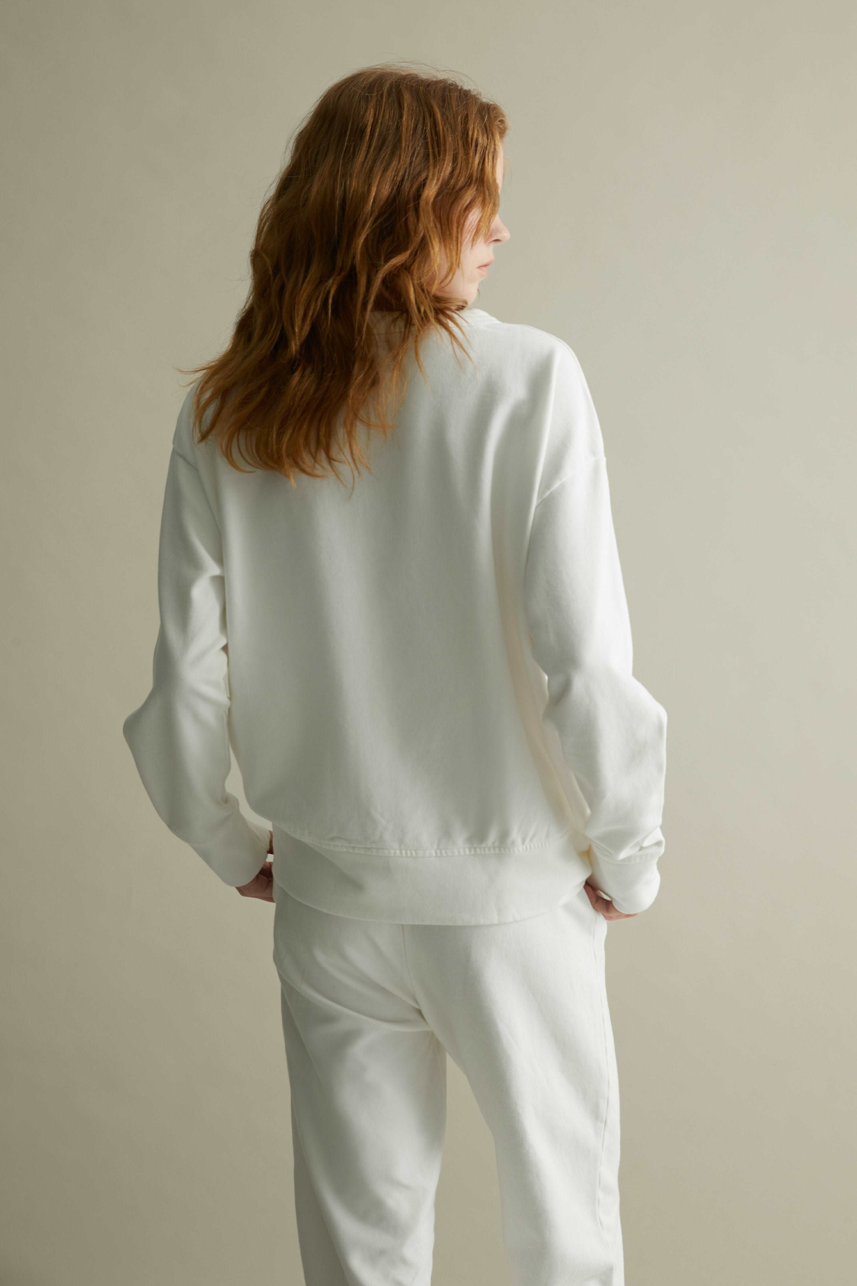 Sweatshirt / Unisex - AS Logo Embroidered