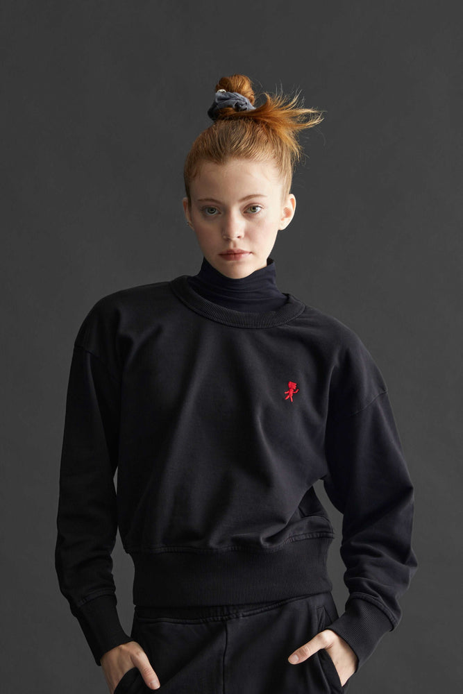 Sweatshirt / Women - Cropped - DancingRed Embroidered