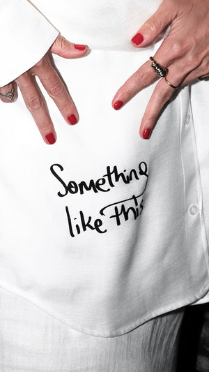 
                  
                    Load image into Gallery viewer, Oversize Shirt / Unisex / White
                  
                