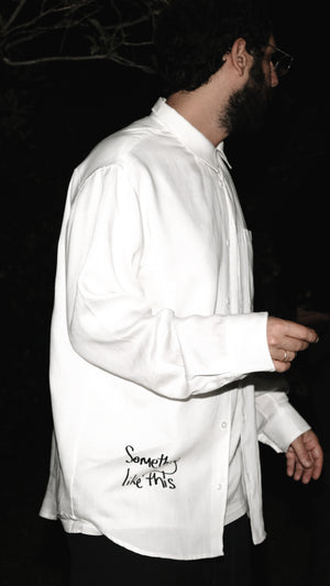 
                  
                    Load image into Gallery viewer, Oversize Shirt / Unisex / White
                  
                