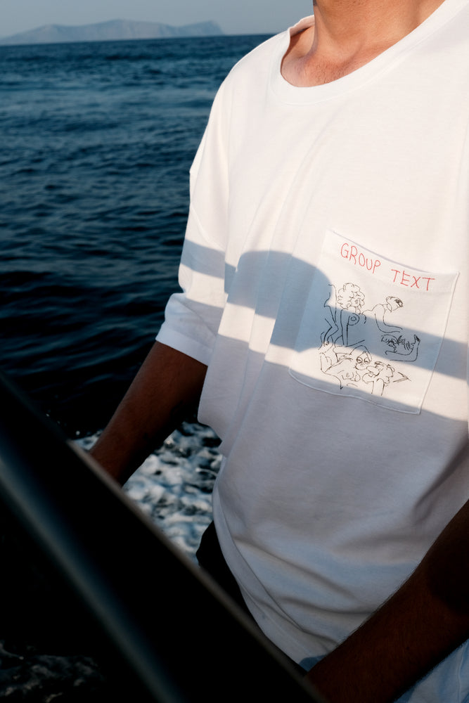 
                  
                    Load image into Gallery viewer, Group Text T-shirt / Men
                  
                